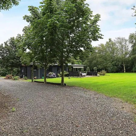 Secluded Forest Retreat-by Traum *