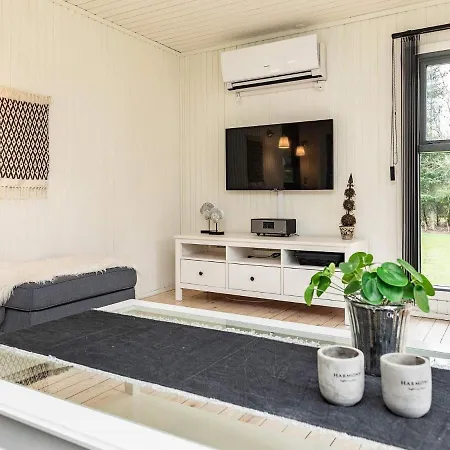 Secluded Forest Retreat-by Traum Roslev